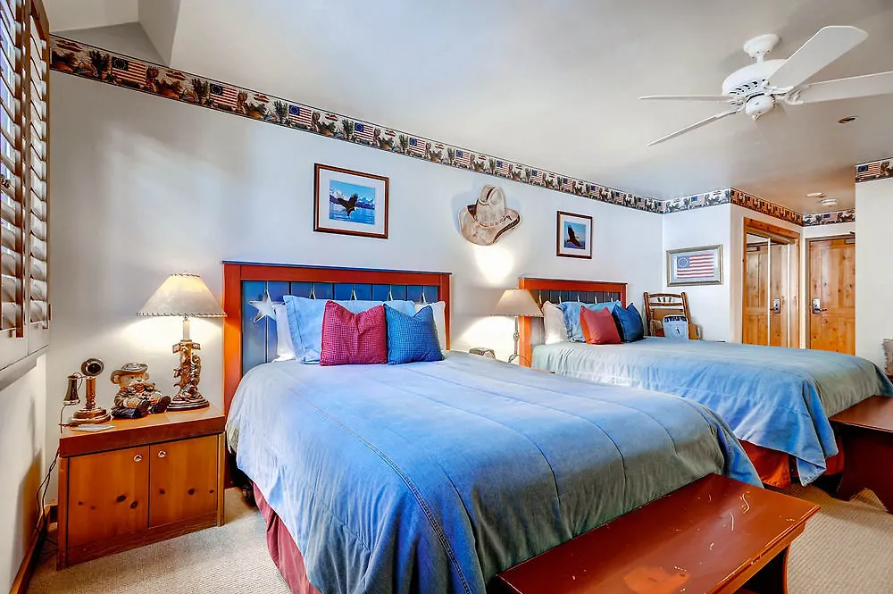 Kiva By East West Otel Beaver Creek