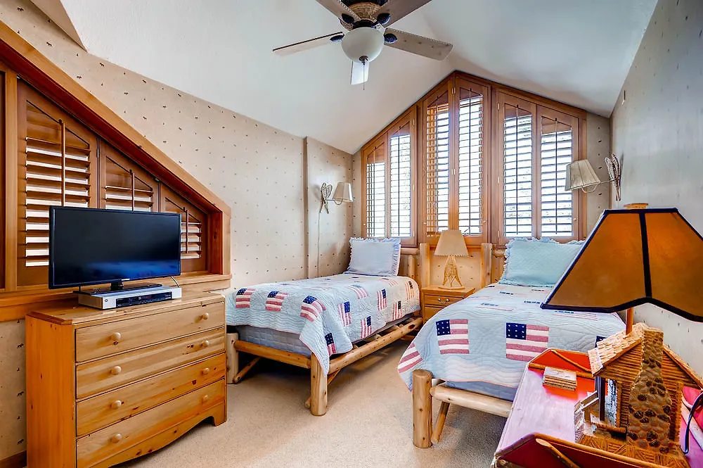 Kiva By East West Otel
