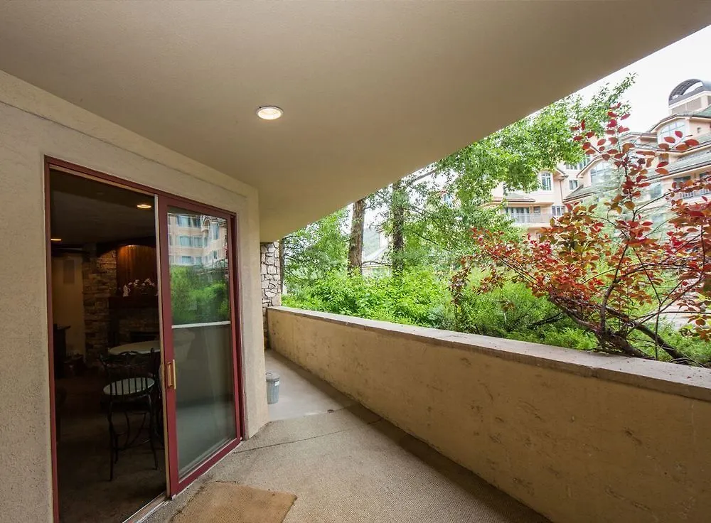 Strawberry Park By Vail Realty Otel 3*