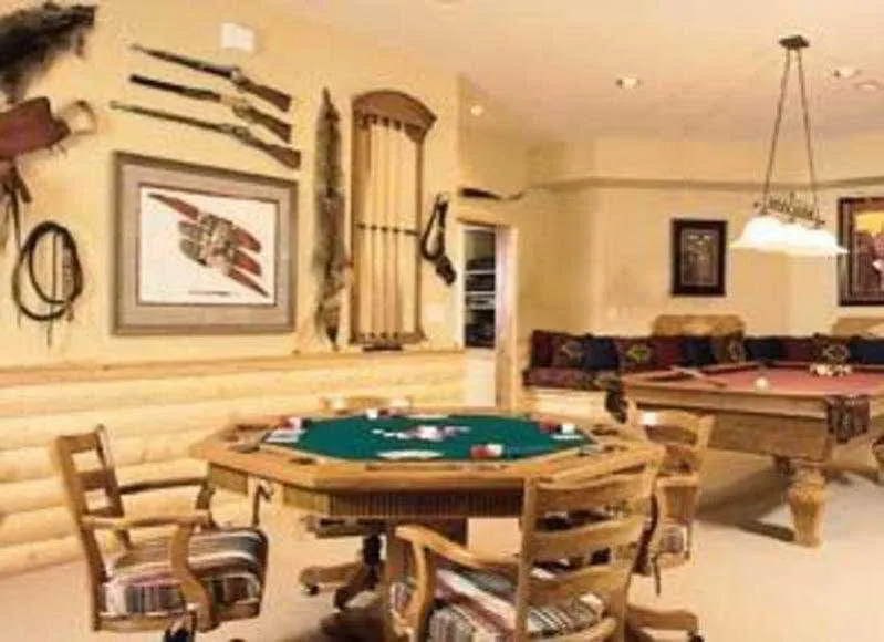 Arrowhead Village Otel 2*