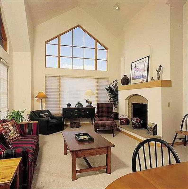 Arrowhead Village 2*