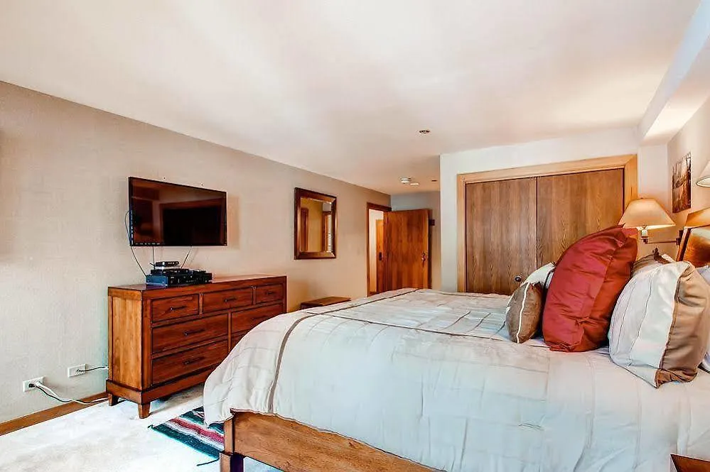 Kiva By East West Otel