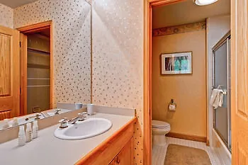 Highlands Area By East West Hospitality