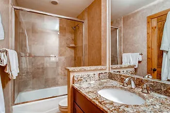 Ridgepoint Townhomes Beaver Creek