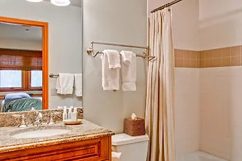 The Meadows Townhomes By East West Apartment *