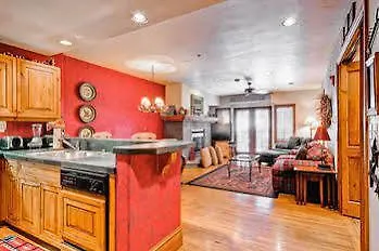 Market Square By East West 4* Beaver Creek