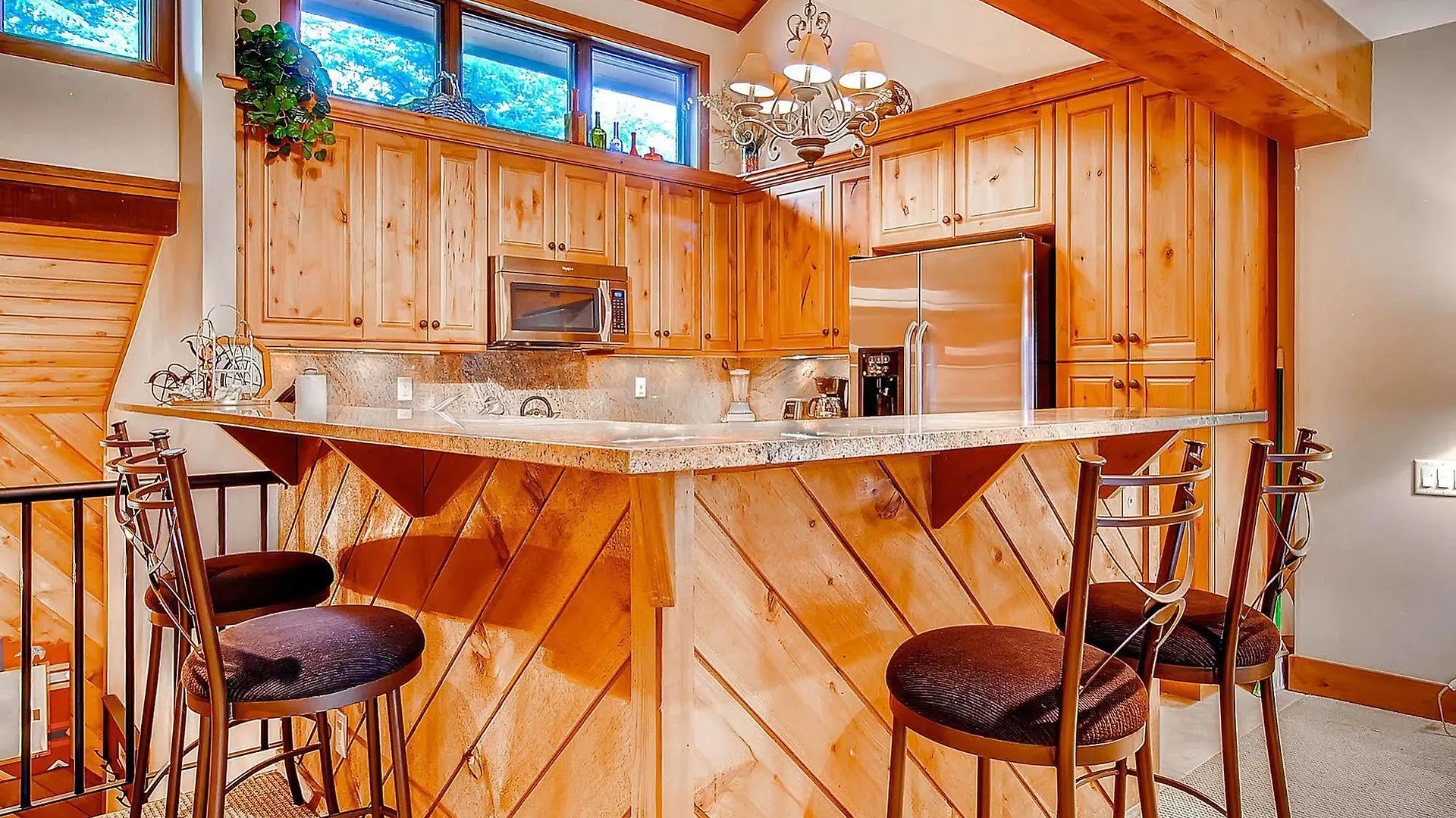 Ridgepoint Townhomes Apartment