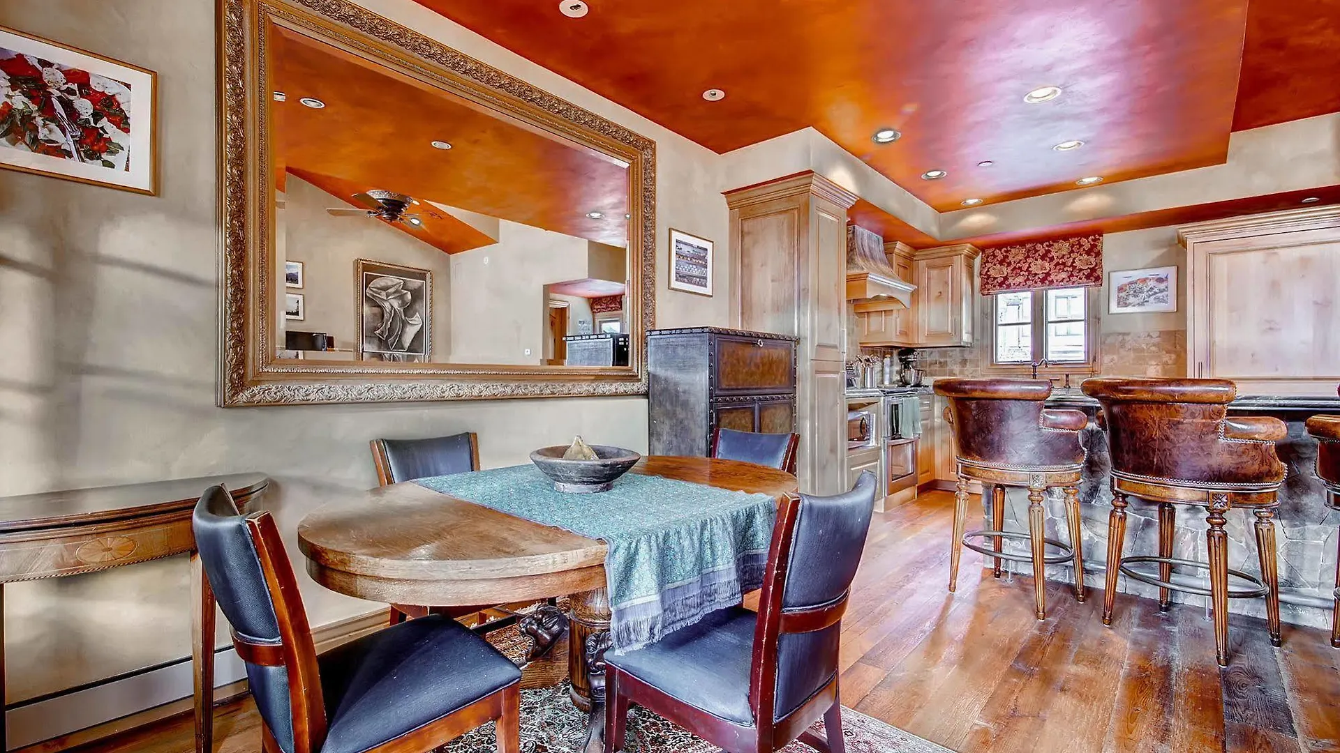 The Meadows Townhomes By East West Apartment *