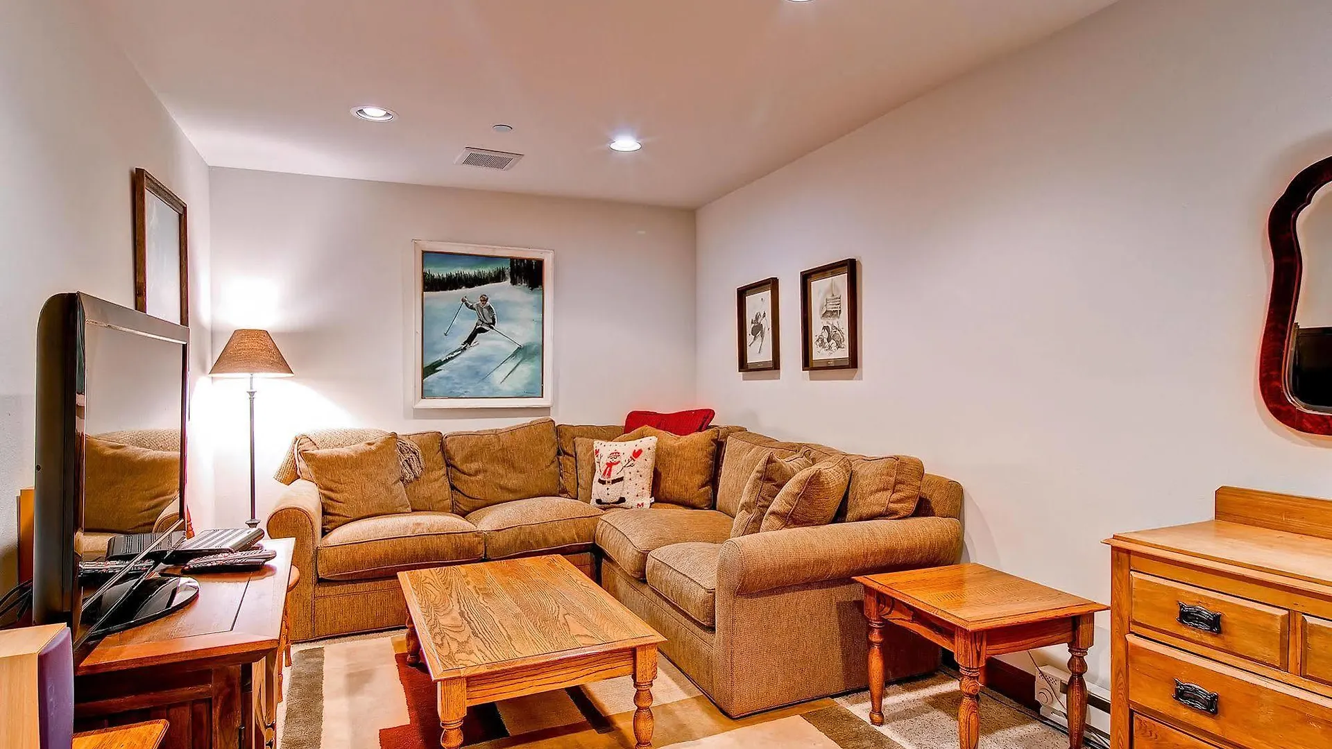 Apartment The Meadows Townhomes By East West *