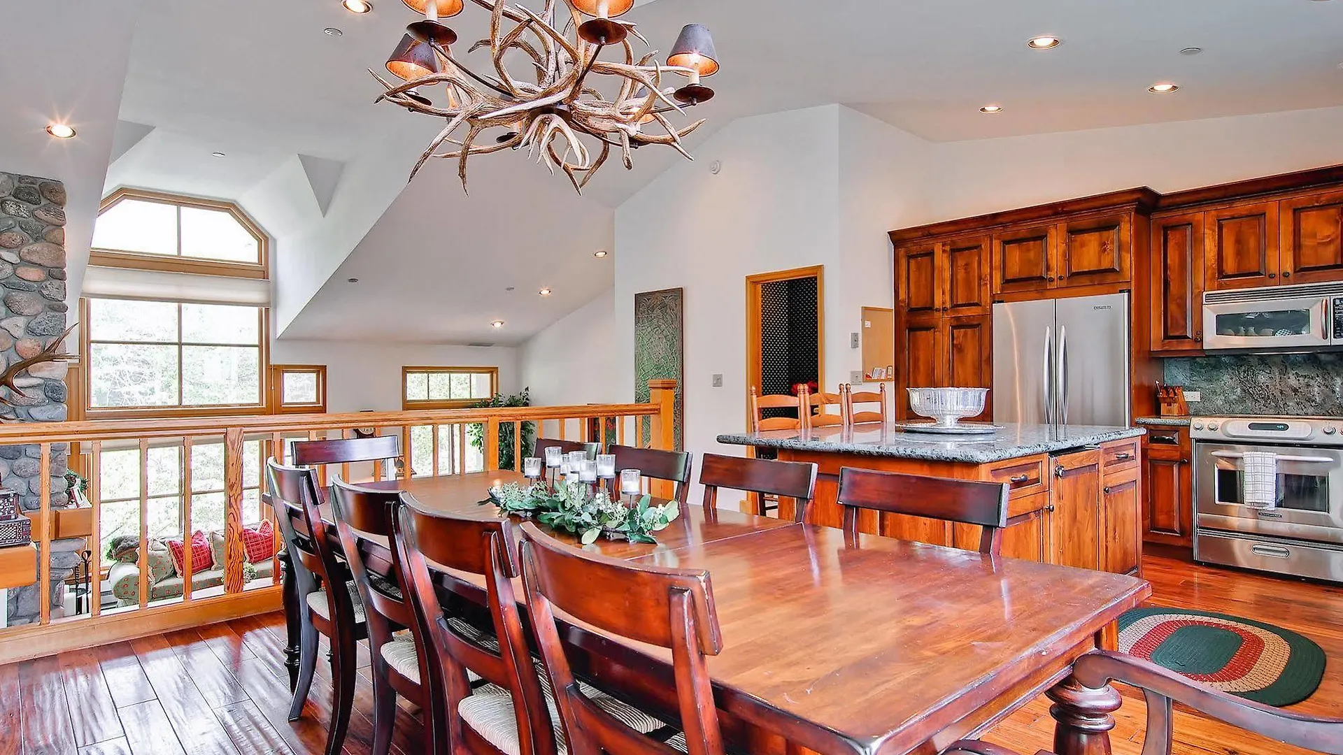 The Meadows Townhomes By East West Apartment *