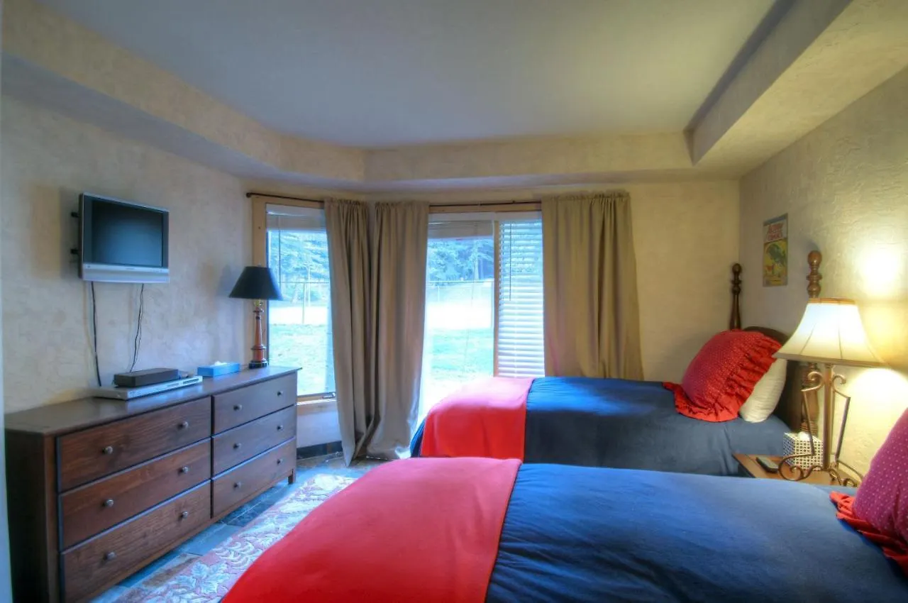 127 Ridgepoint Townhouse *