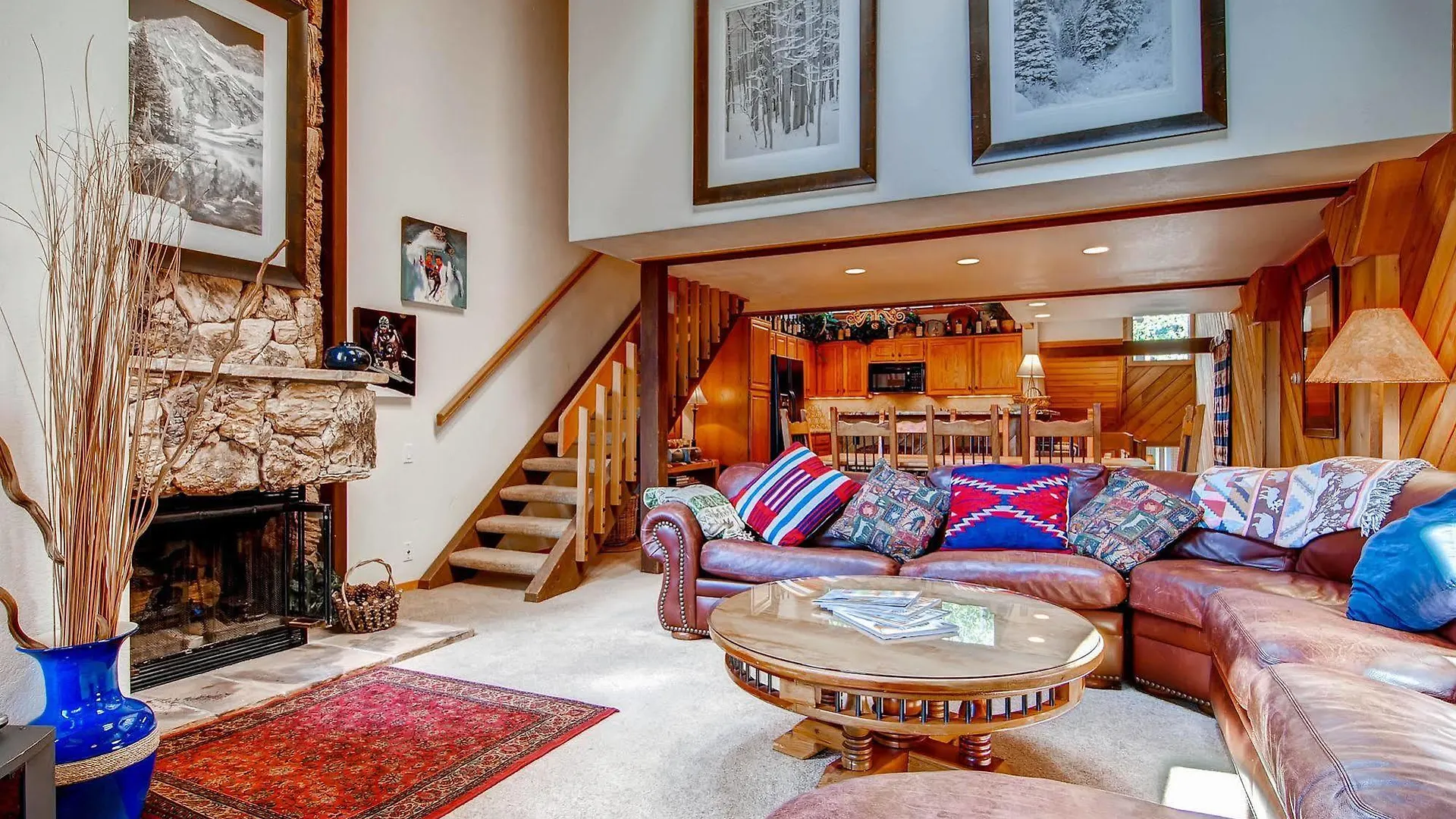 Ridgepoint Townhomes Apartment *