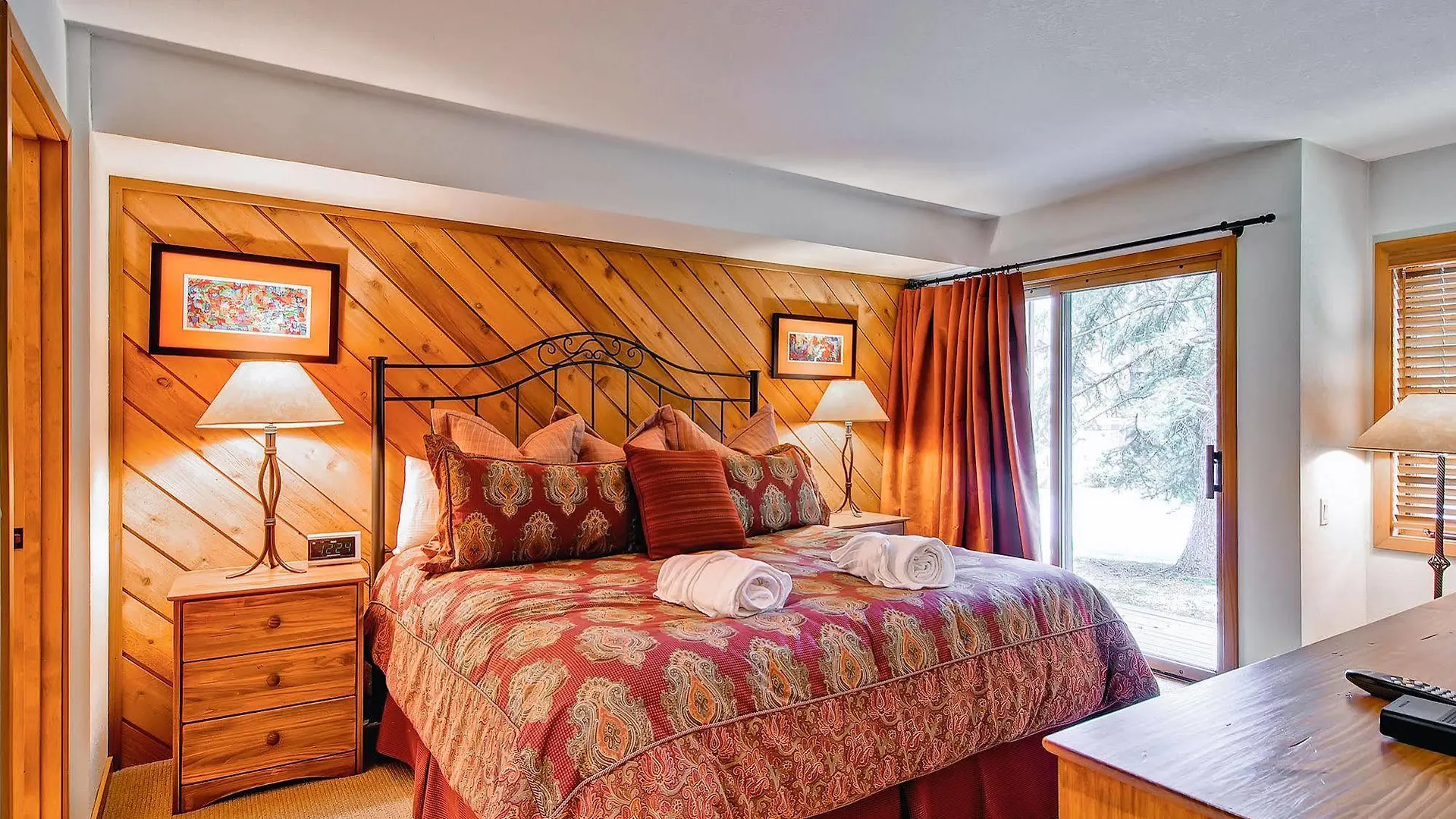 Apartment Ridgepoint Townhomes Beaver Creek