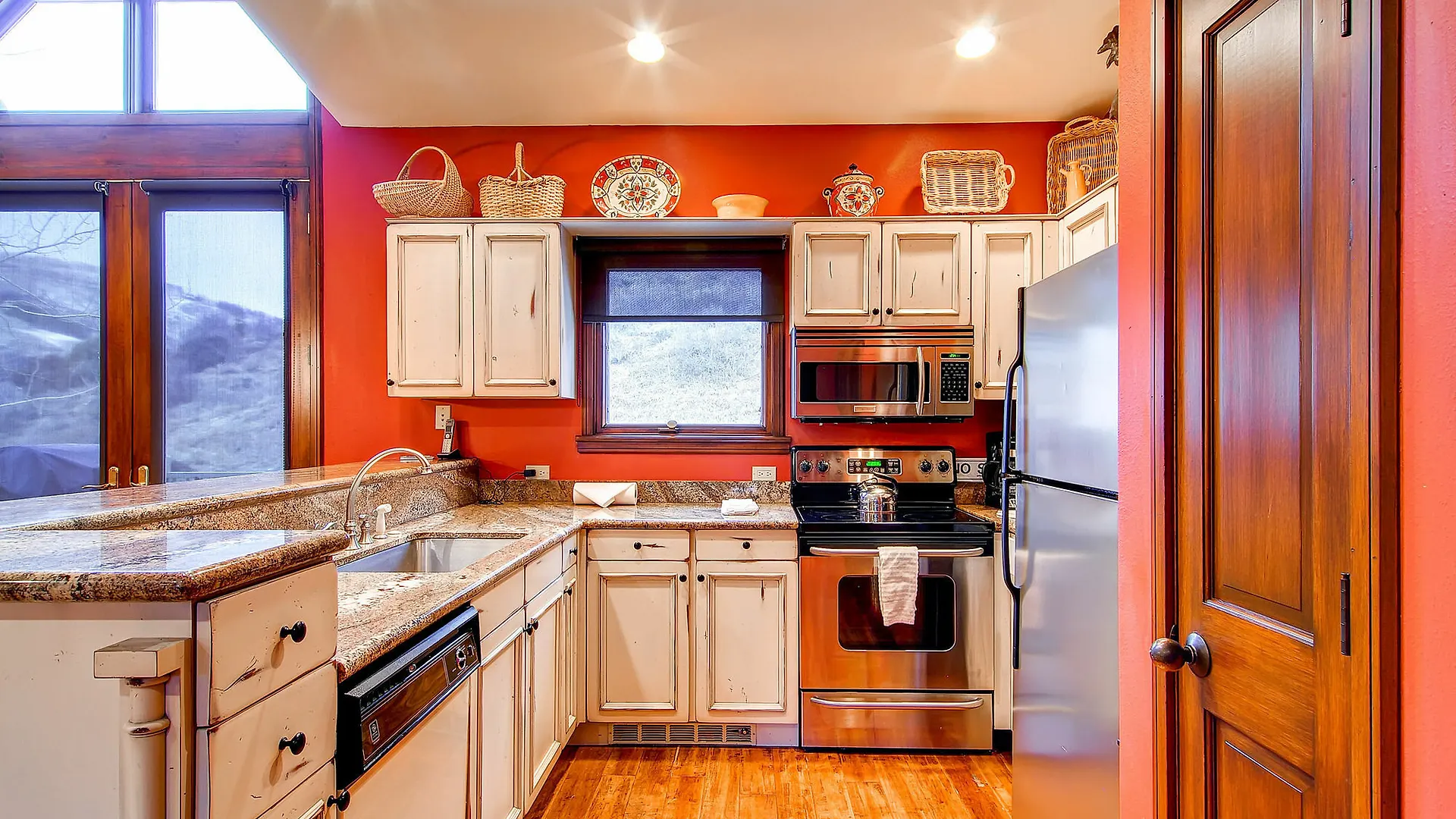 The Meadows Townhomes By East West Apartment