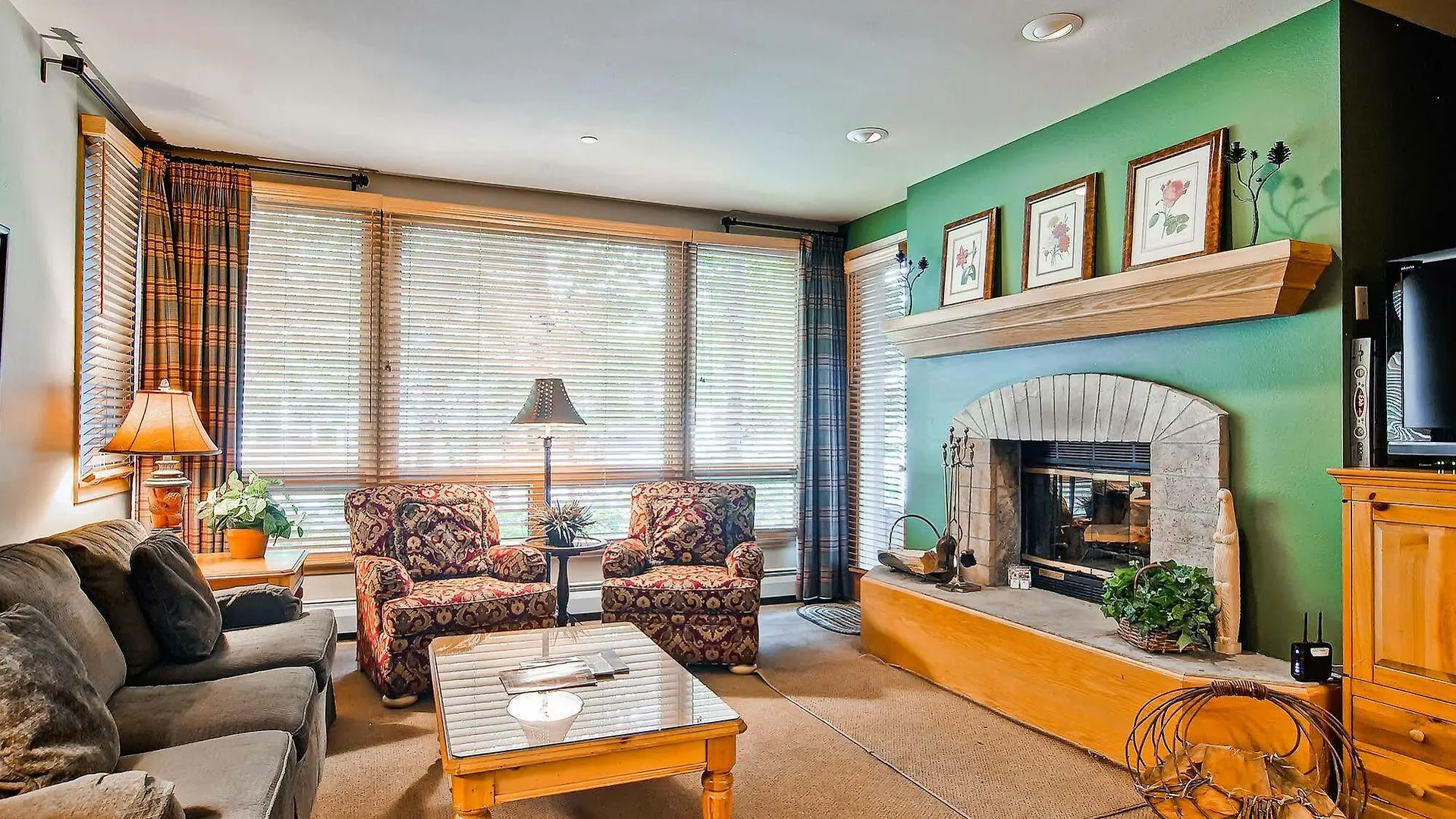 Highlands Area By East West Hospitality
