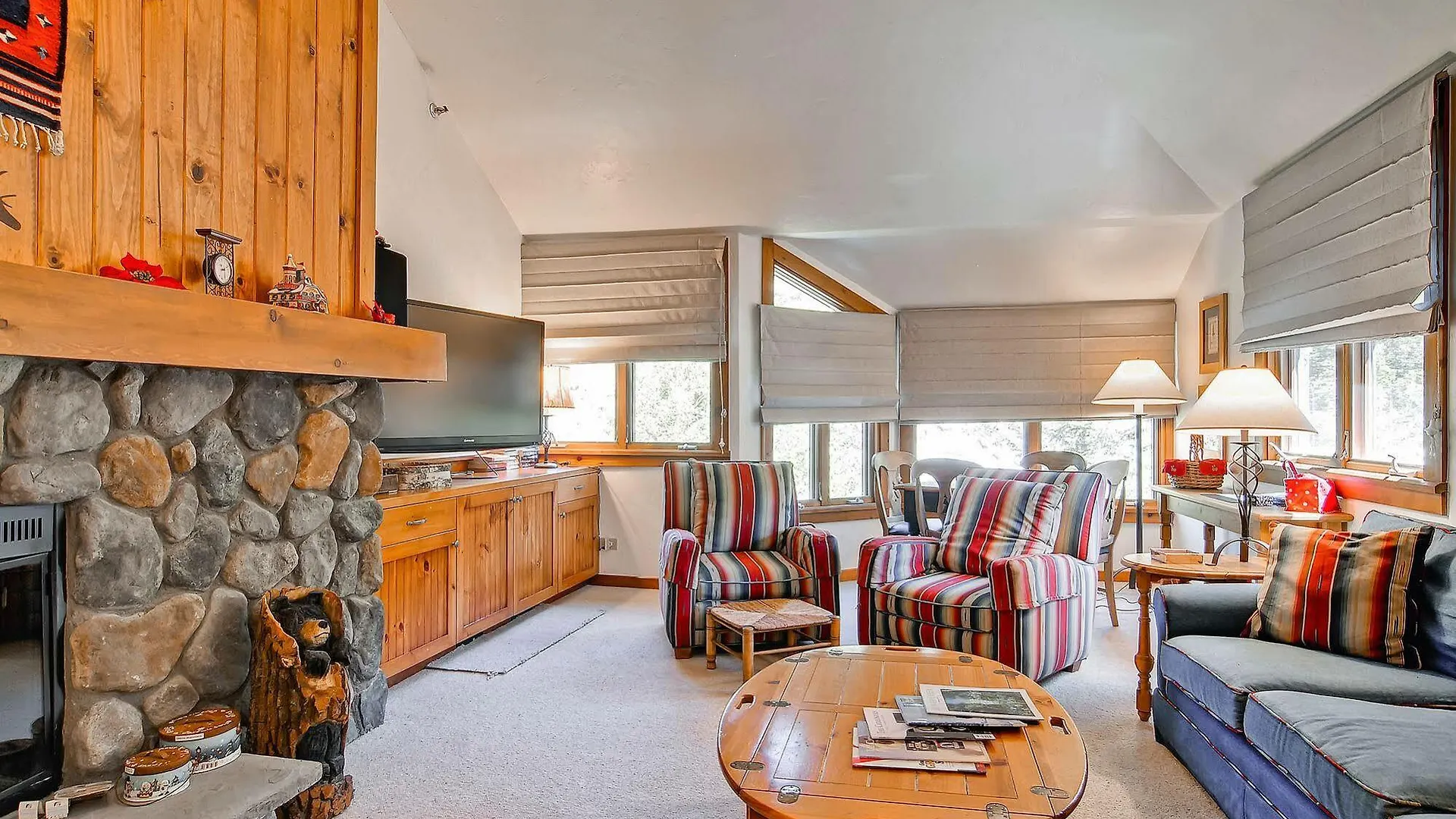 Kiva By East West Otel Beaver Creek
