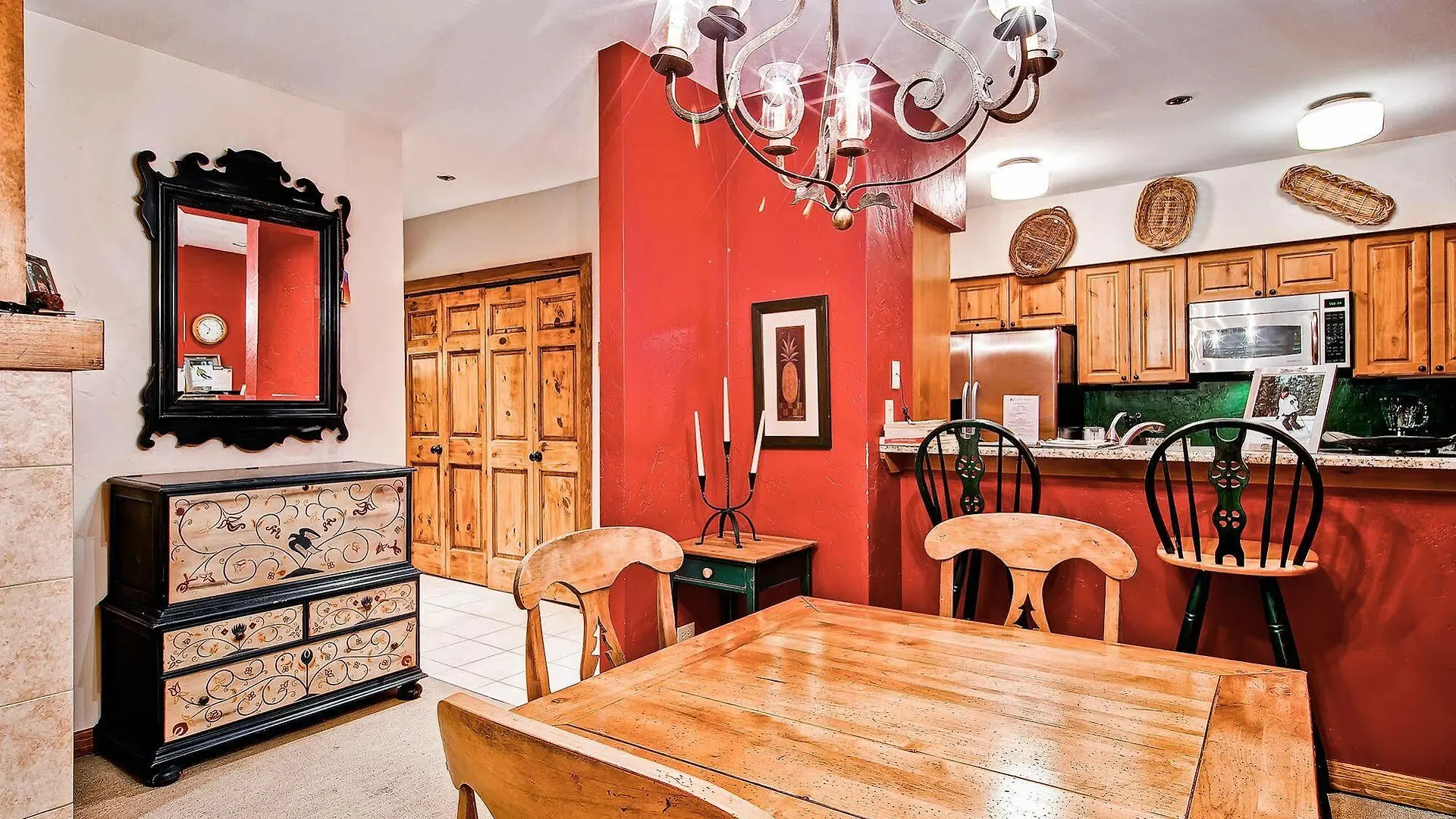 Otel Kiva By East West