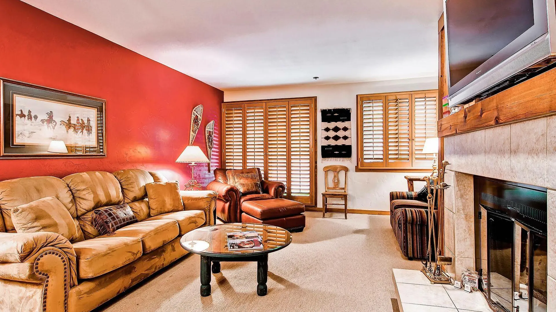Kiva By East West 4*