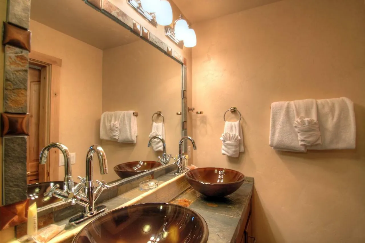127 Ridgepoint Townhouse *
