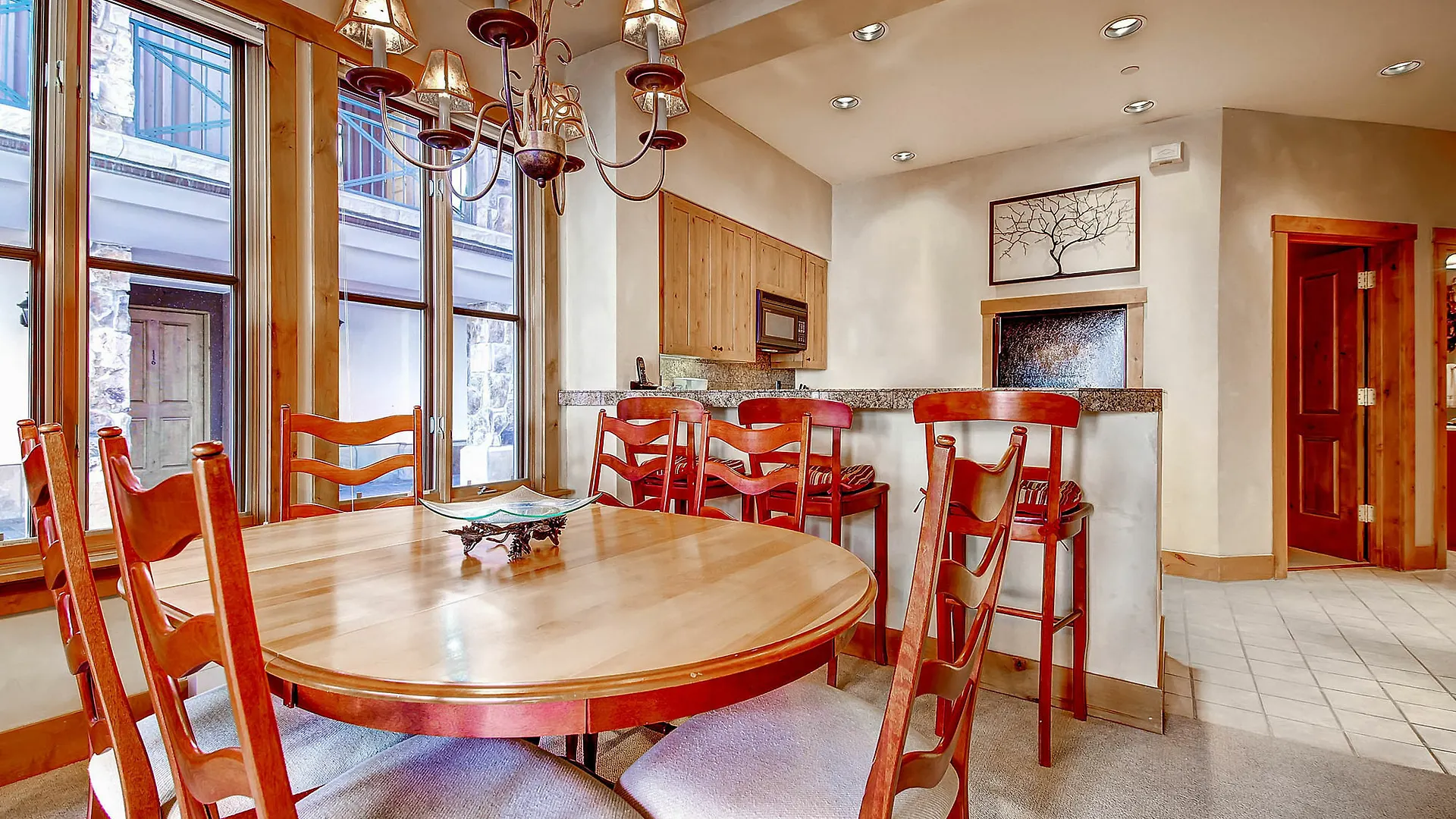 Villa Montane By East West *