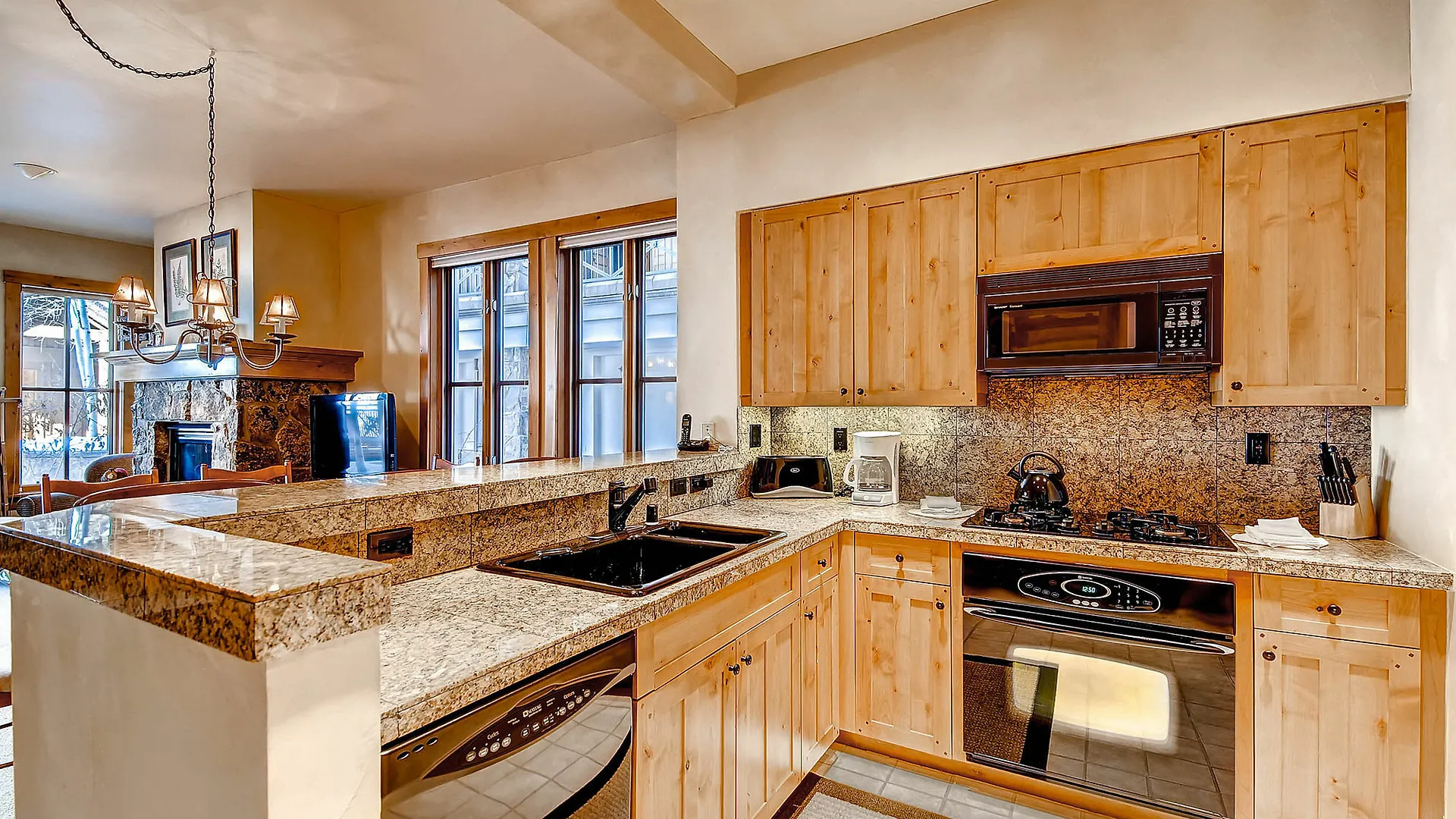 Villa Montane By East West Villa