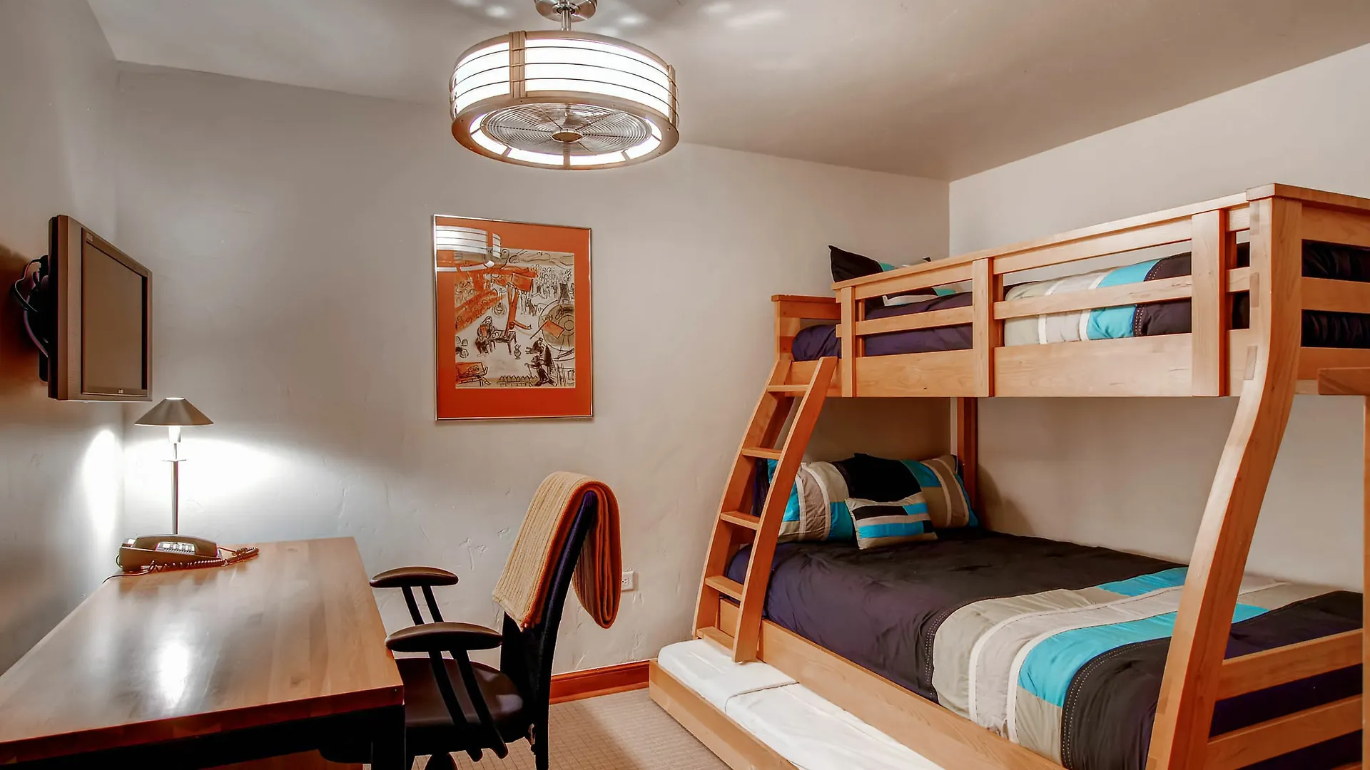 Village Ford Hall By East West Otel 4*