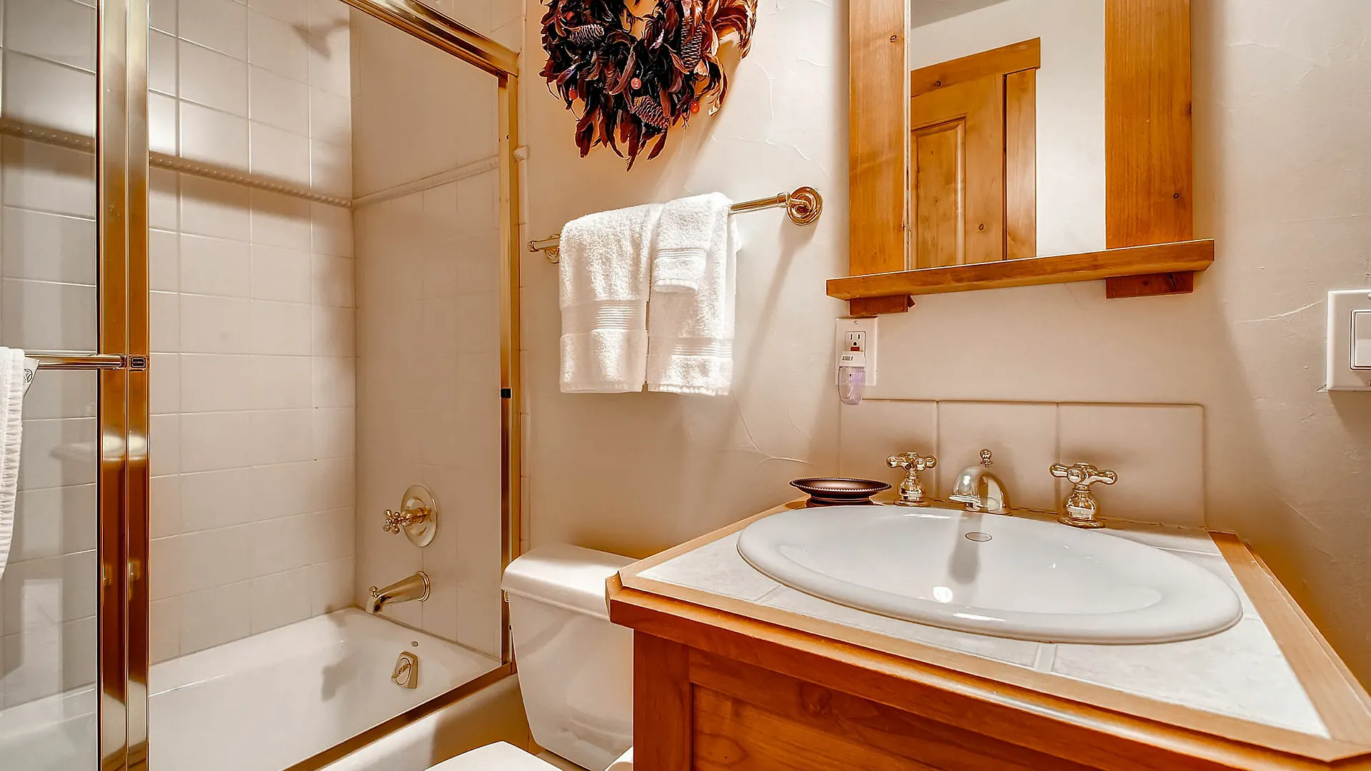 Villa Montane By East West Villa