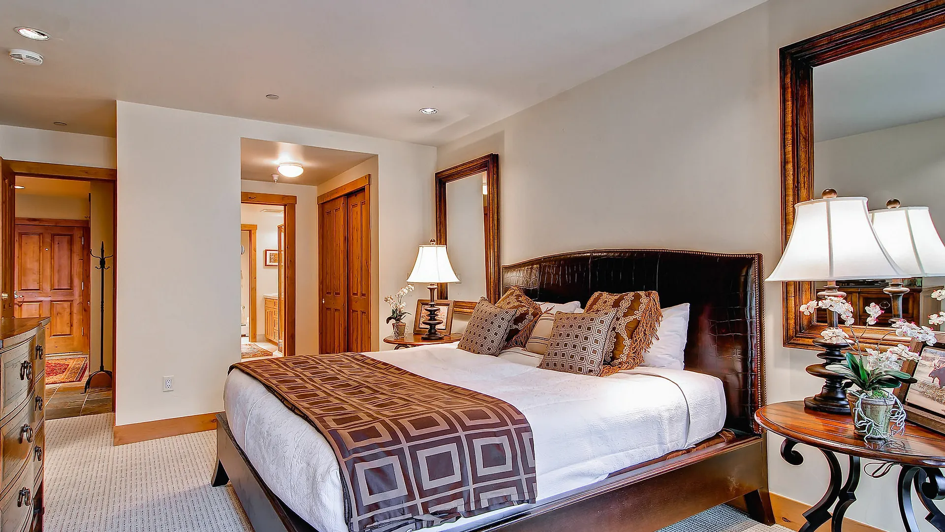 Villa Montane By East West Villa