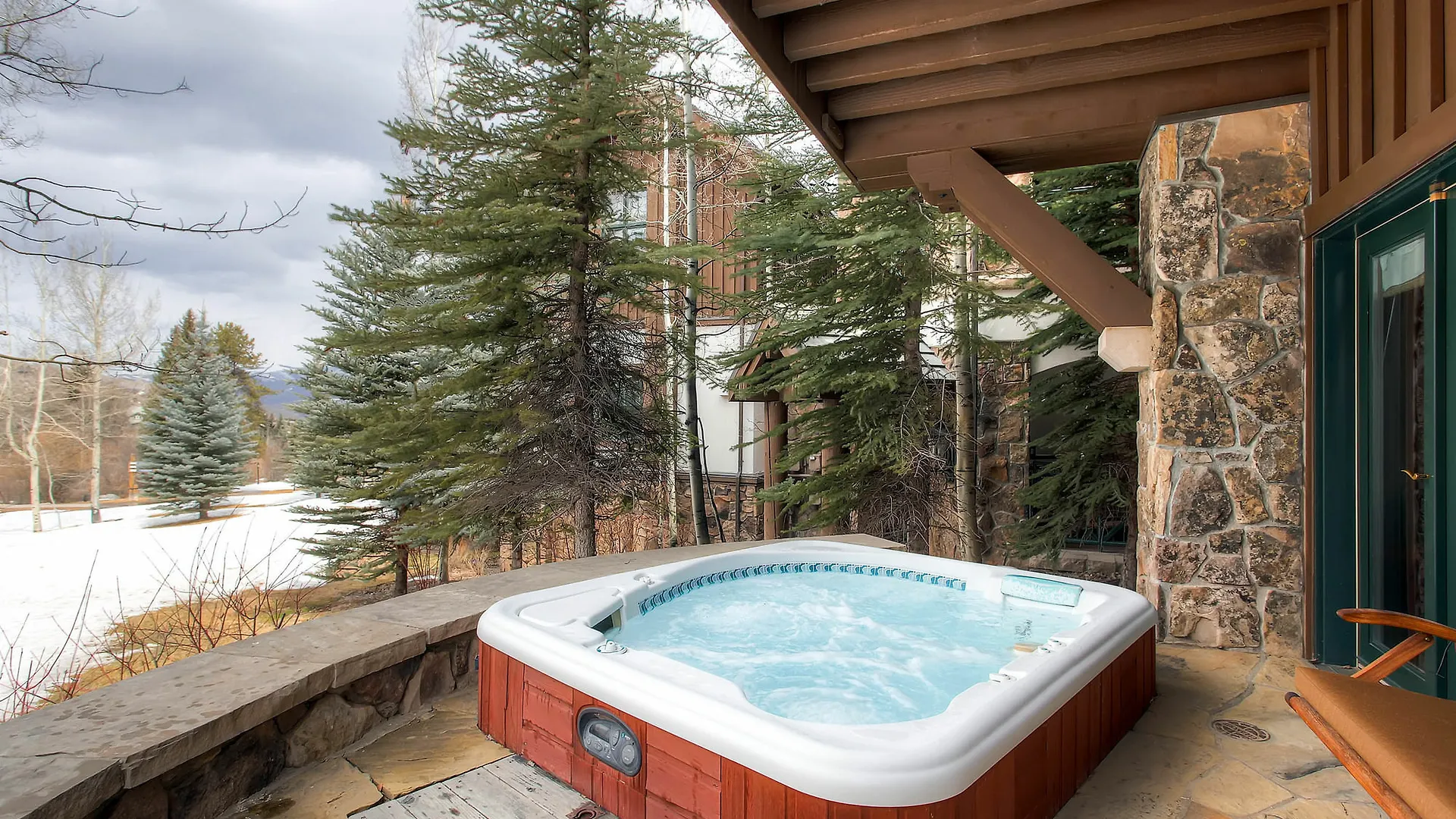 Villa Villa Montane By East West