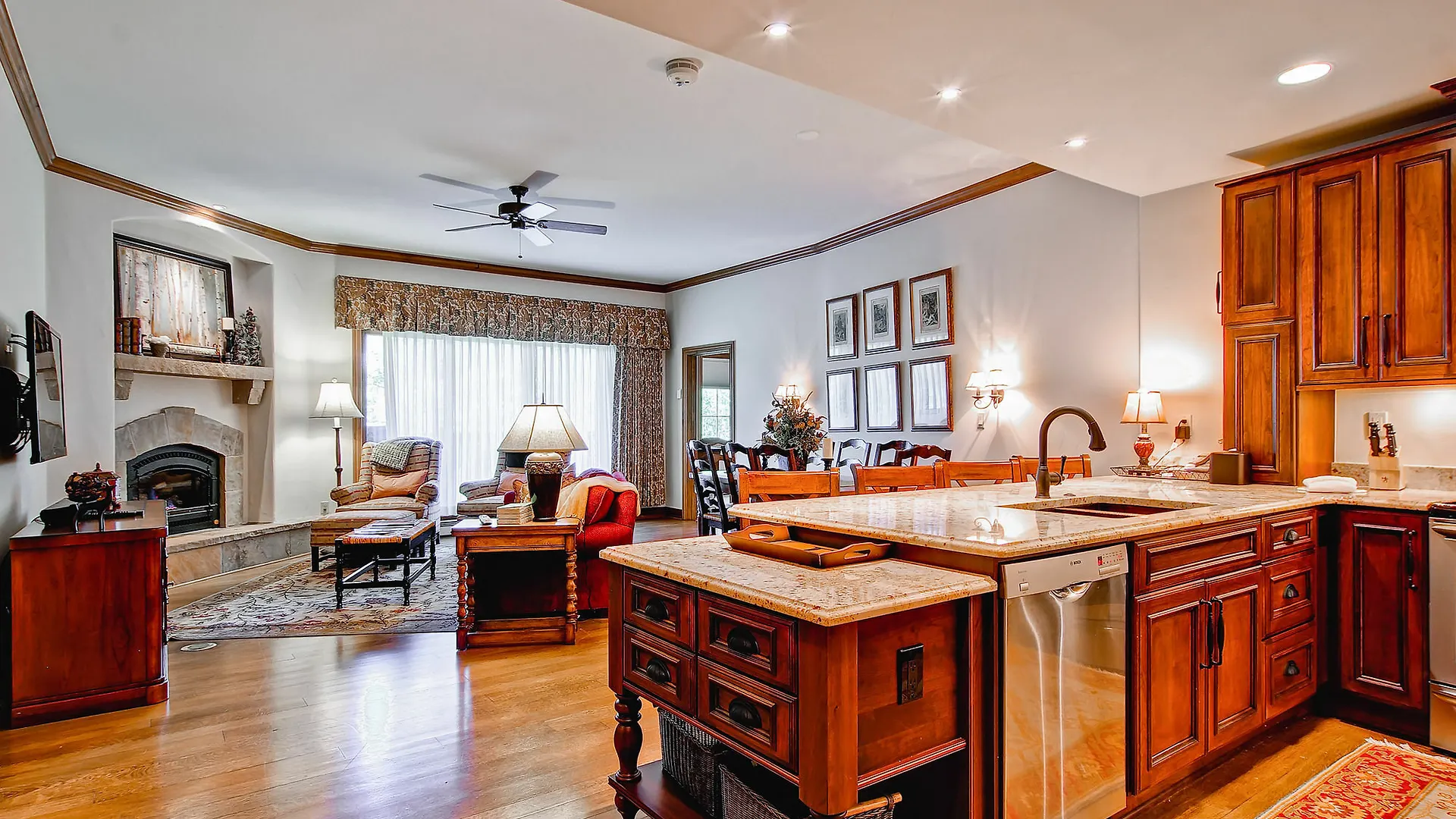 Apartment Oxford Court By East West Beaver Creek