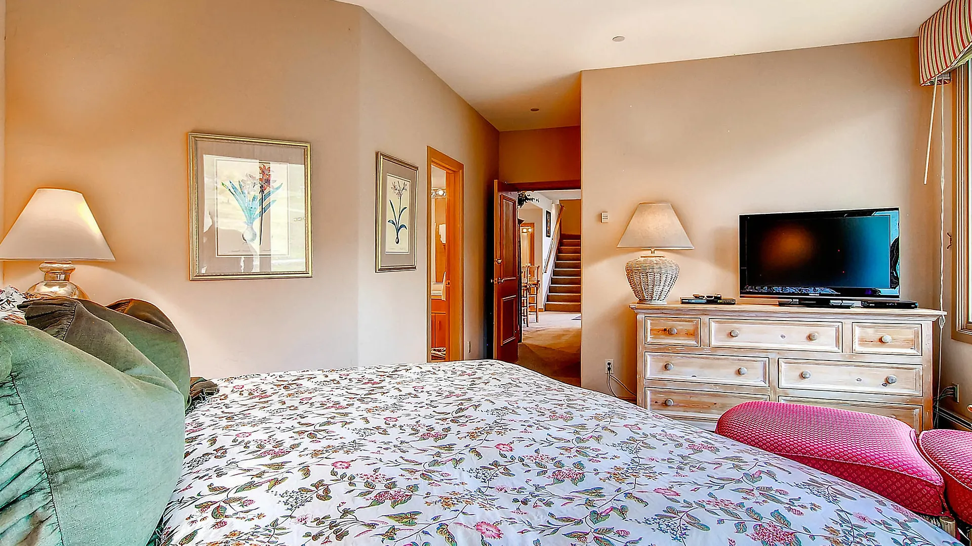 Apartment Highlands Slopeside By East West