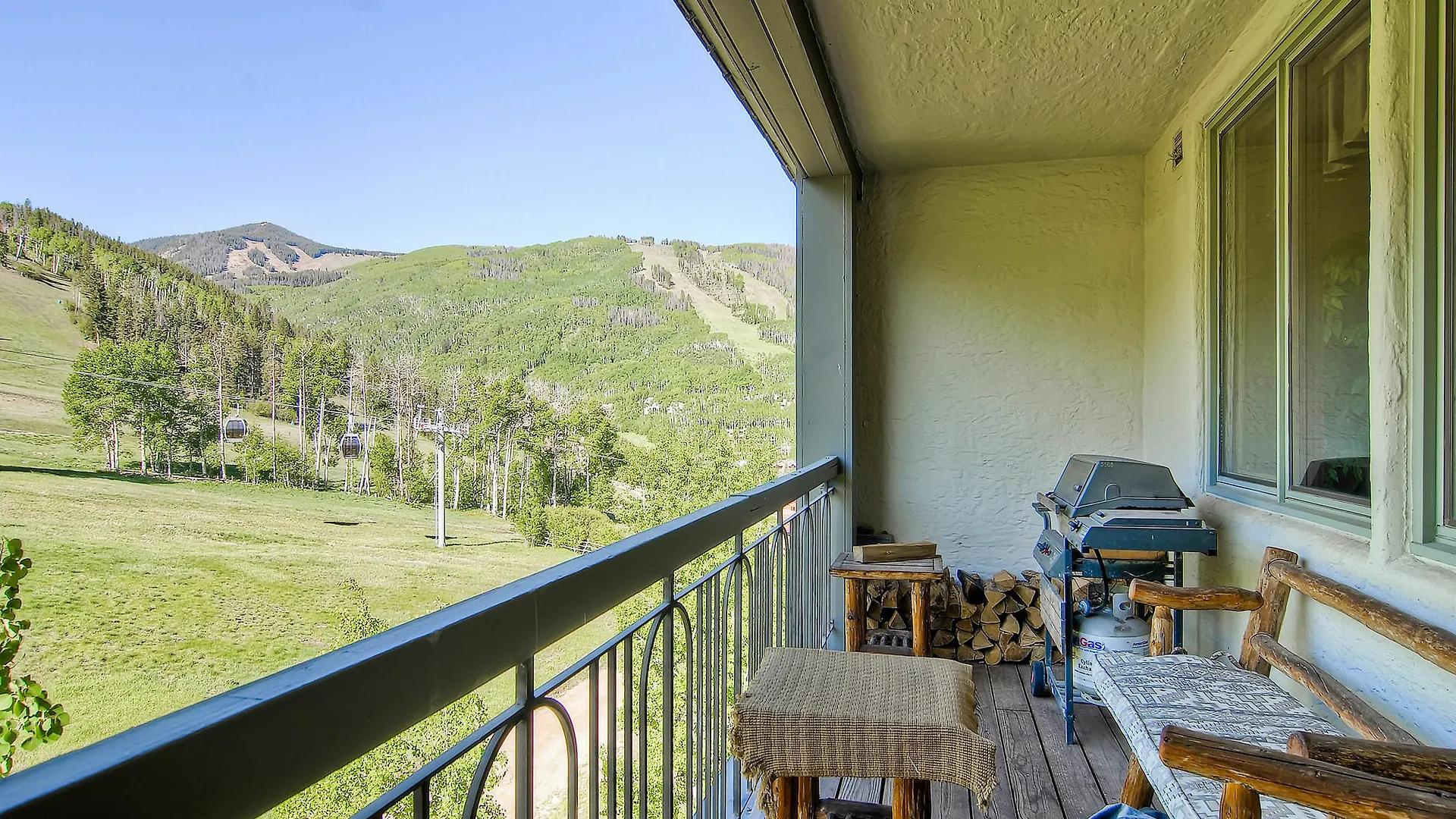 Highlands Slopeside By East West
