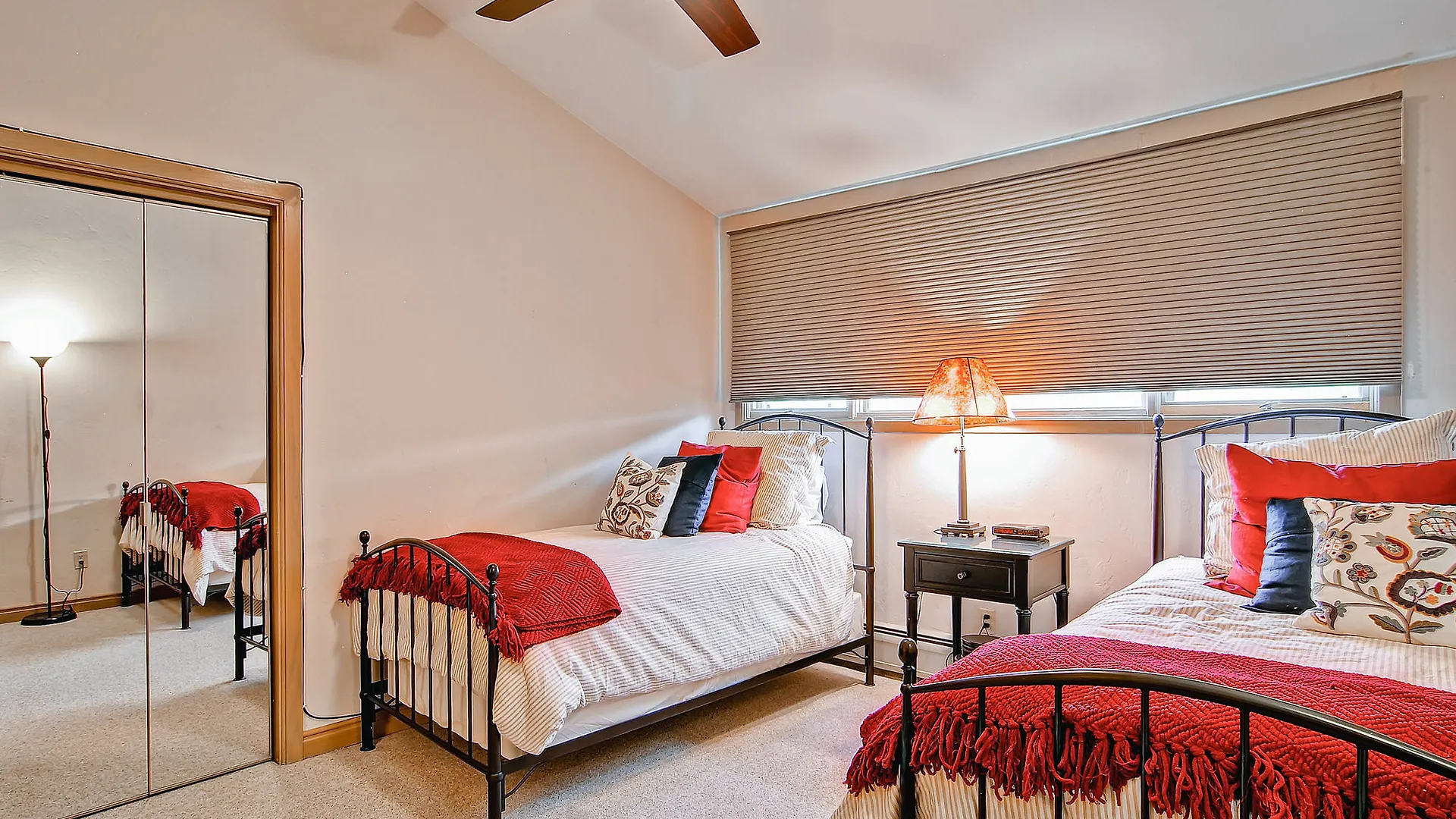 Highlands Slopeside By East West Apartment *