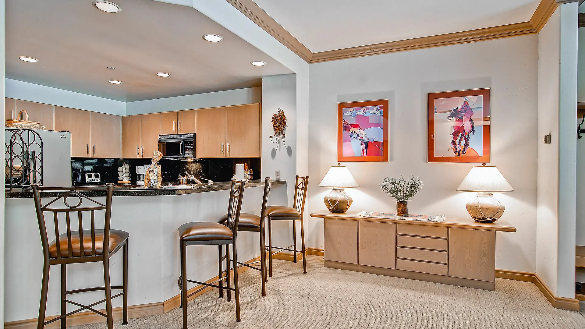 Highlands Slopeside By East West Apartment