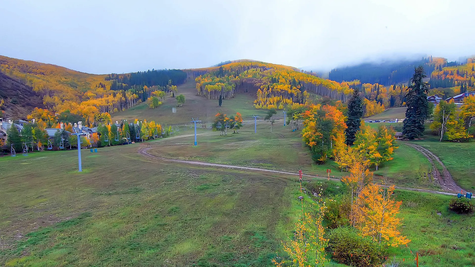 Highlands Slopeside By East West *