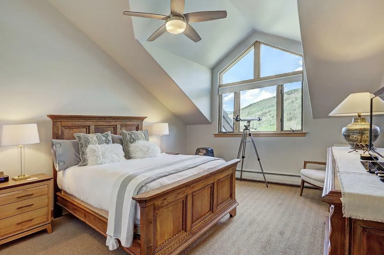 Amazing 2 Bedroom Unit In Beaver Creek- Out Of A Western Movie Apartment Beaver Creek