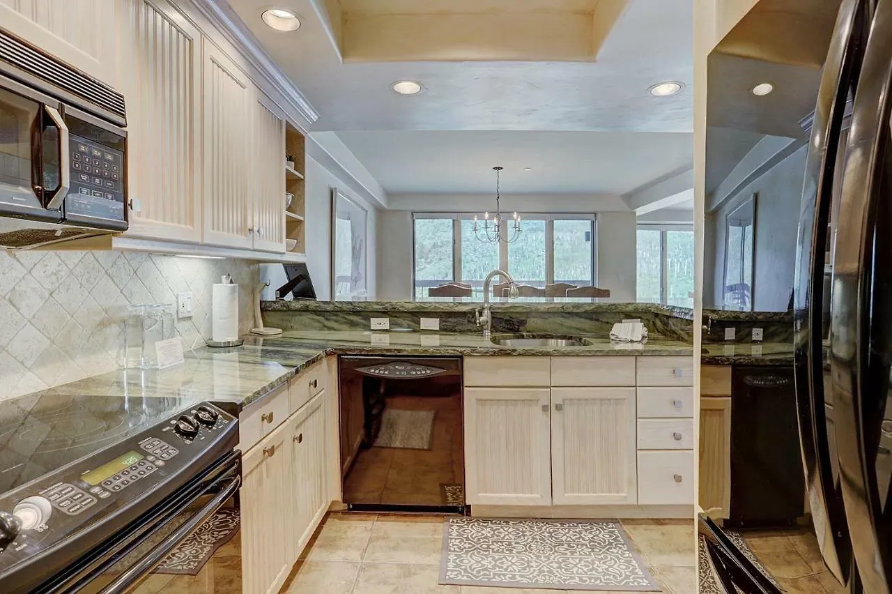 Amazing 2 Bedroom Unit In Beaver Creek- Out Of A Western Movie * Beaver Creek