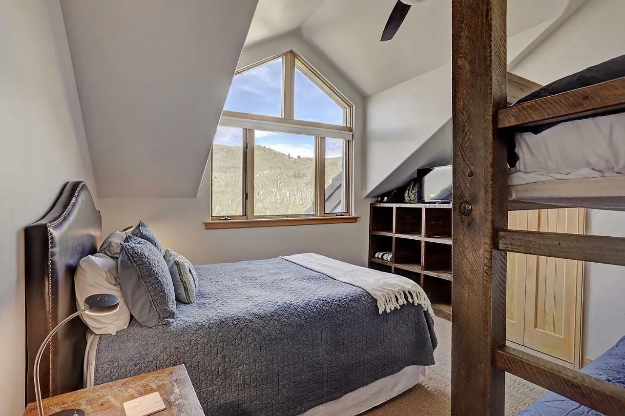 Amazing 2 Bedroom Unit In Beaver Creek- Out Of A Western Movie Apartment