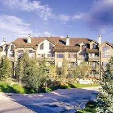 Arrowhead Village Otel