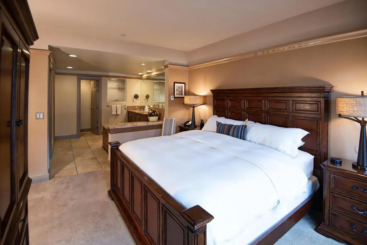 Apart Otel Park Plaza 4*
