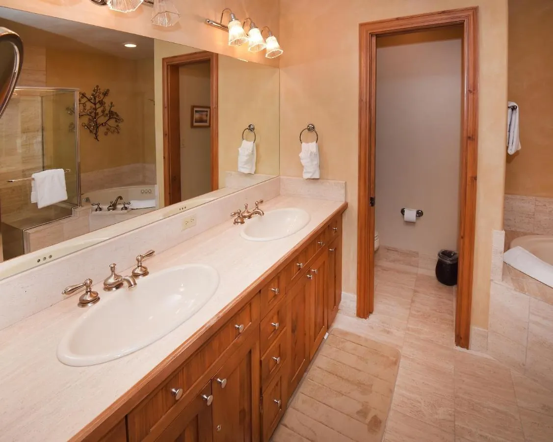 Two-bedroom * Beaver Creek