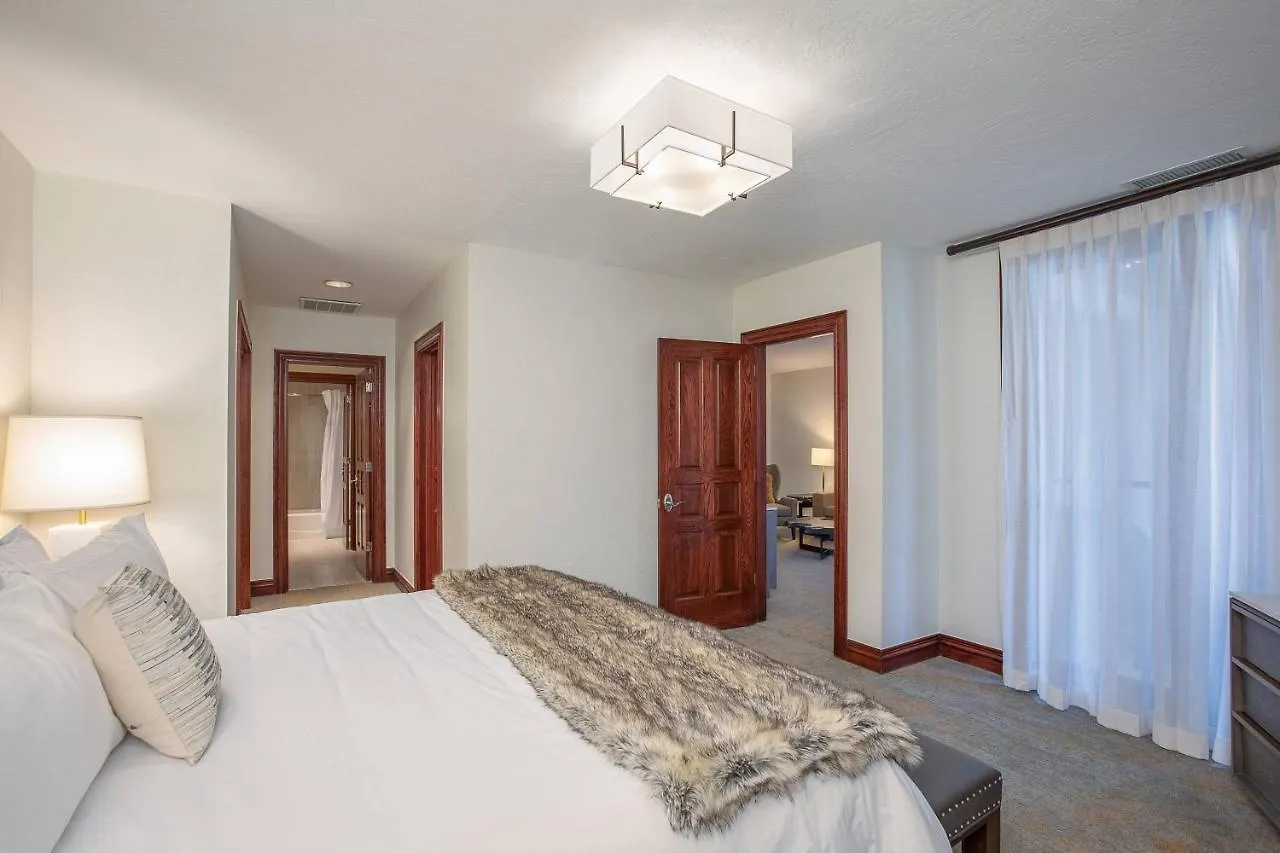Lodge, Autograph Collection Otel 4*
