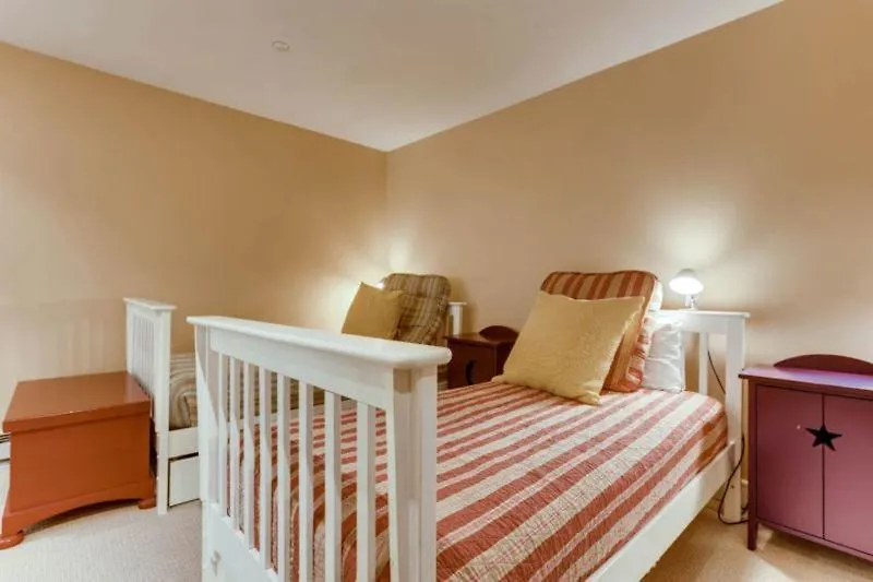 Meadows Townhome R4 By East West Hospitality *