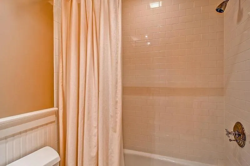 Meadows Townhome R4 By East West Hospitality