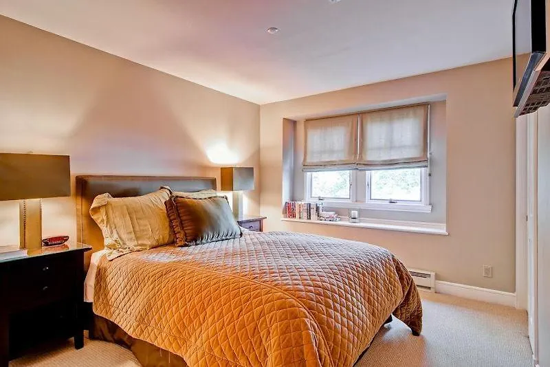 Meadows Townhome R4 By East West Hospitality *