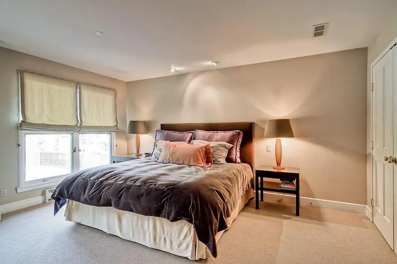 Apartment Meadows Townhome R4 By East West Hospitality *