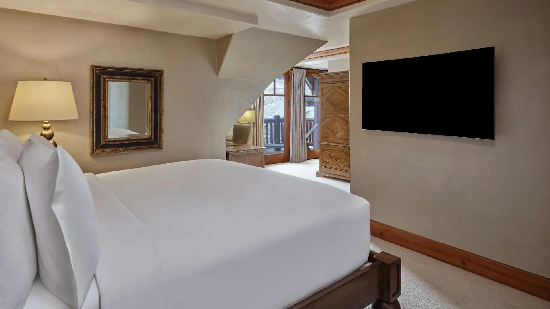 The Ritz-carlton, Bachelor Gulch 5*