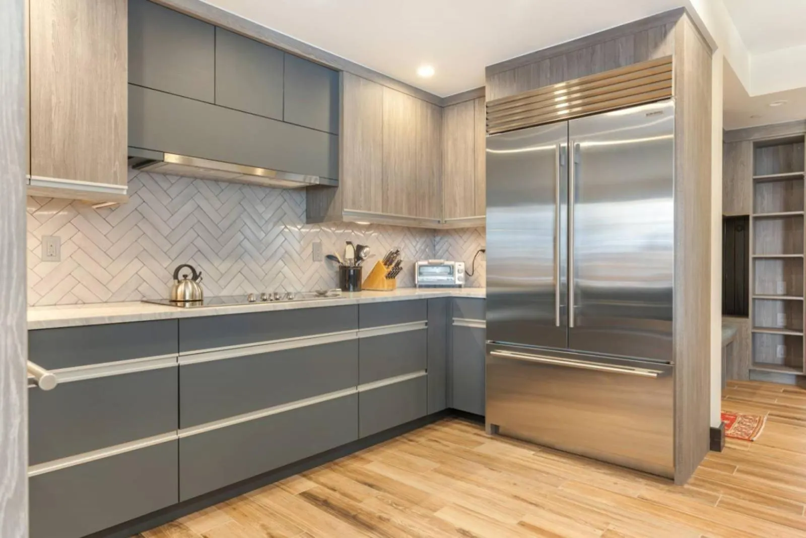 Luxury 3 Bedroom In The Heart Of Village With Heated Pool *