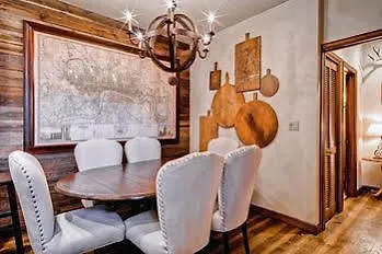 Highlands 309 Apartment