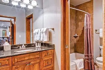 Highlands 309 Apartment